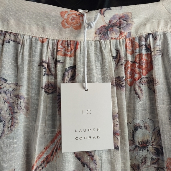LC Lauren Conrad Women's Multicolor Floral Square Neck Peasant Blouse Si… - Picture 6 of 8